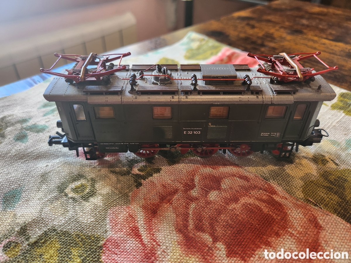 Trenes escala: Locomotora electrica Roco H0 E32 103