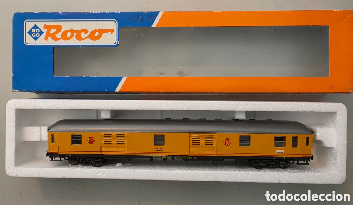 Trenes escala: Vag&oacute;n Correos H0 ROCO 44389