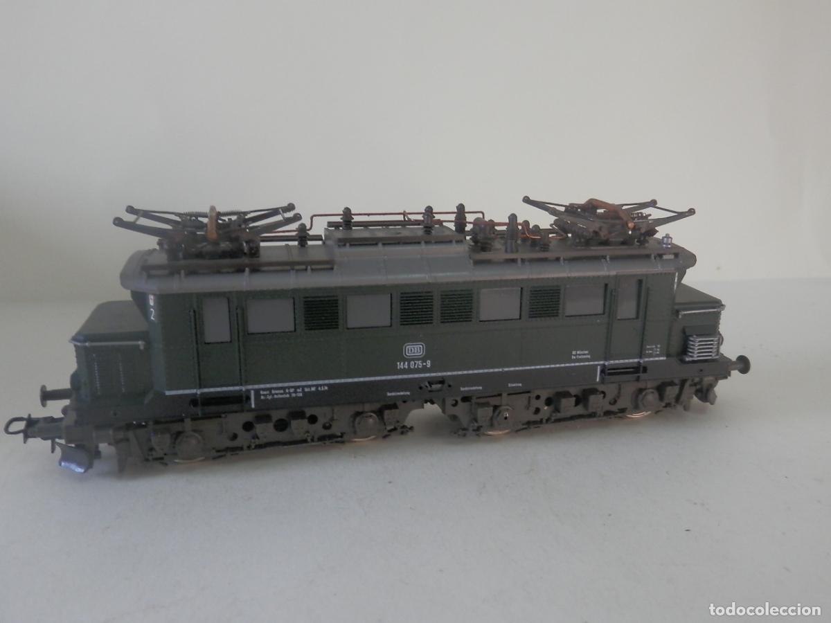 Trenes escala: LOCOMOTORA ELECTRICA DE LA DB 144 075 ESCALA HO DE ROCO