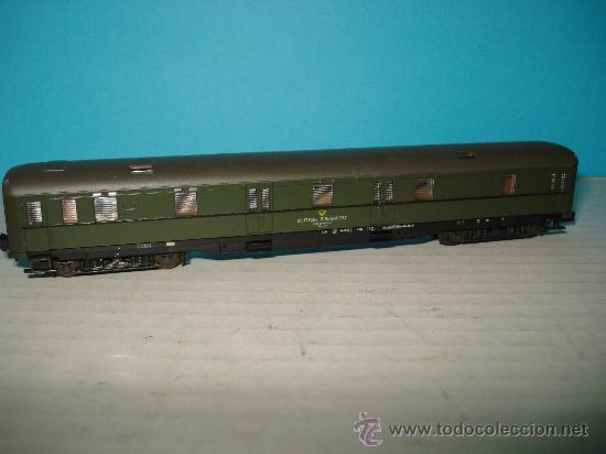 Trenes escala: Coche Postal de la DB en Escala *N* de ROCO. - Foto 2