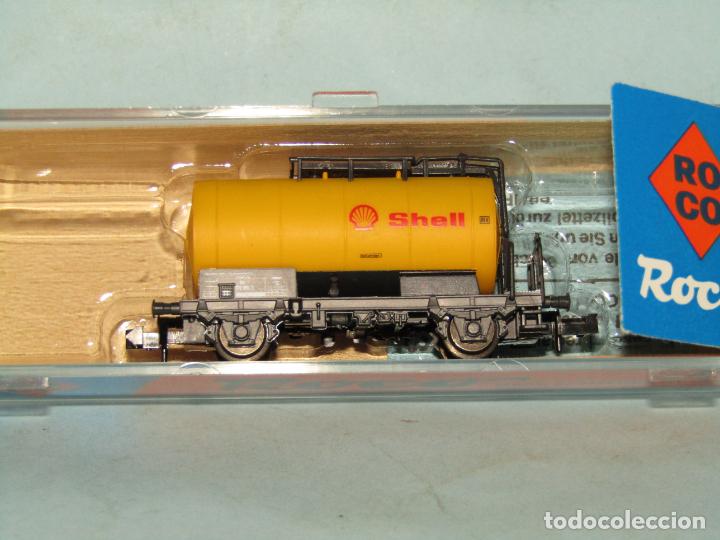 Trenes escala: Vag&oacute;n Cisterna SHELL de la DB en Escala *N* de ROCO - Foto 3