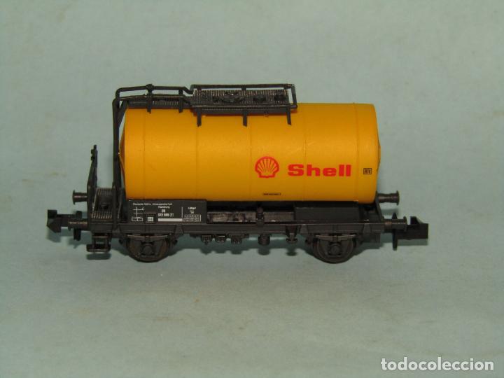 Trenes escala: Vag&oacute;n Cisterna SHELL de la DB en Escala *N* de ROCO - Foto 5