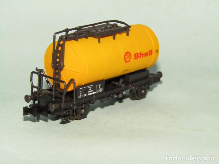Trenes escala: Vag&oacute;n Cisterna SHELL de la DB en Escala *N* de ROCO - Foto 7