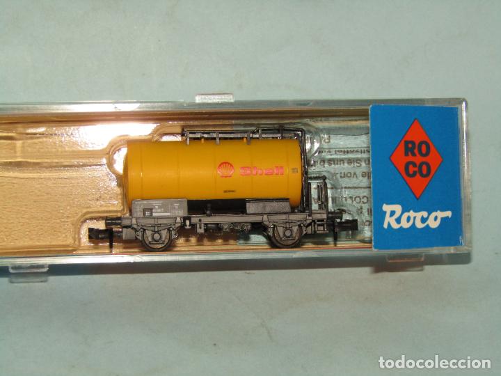 Trenes escala: Vag&oacute;n Cisterna SHELL de la DB en Escala *N* de ROCO - Foto 8
