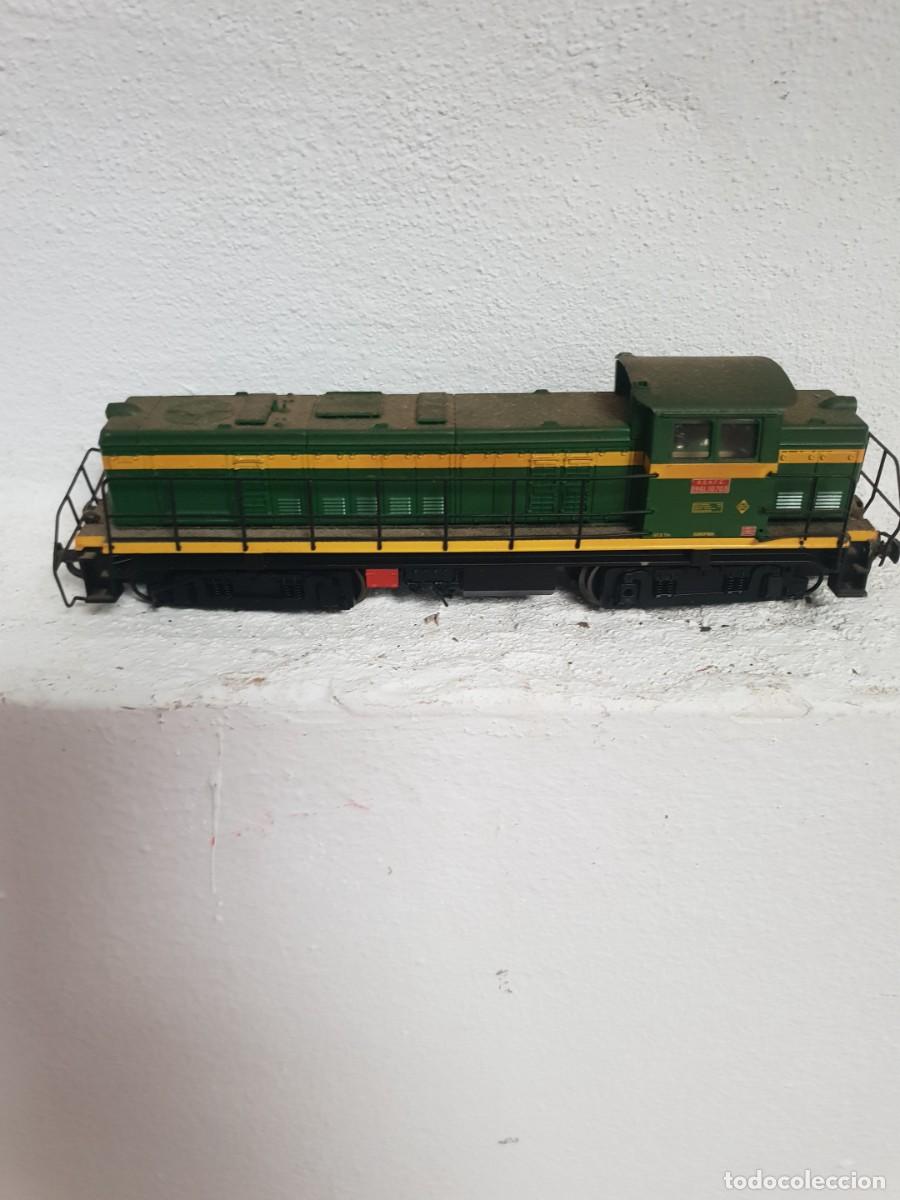 Comboios Escala: M&aacute;quina tren roco escala n renfe 1961.10703