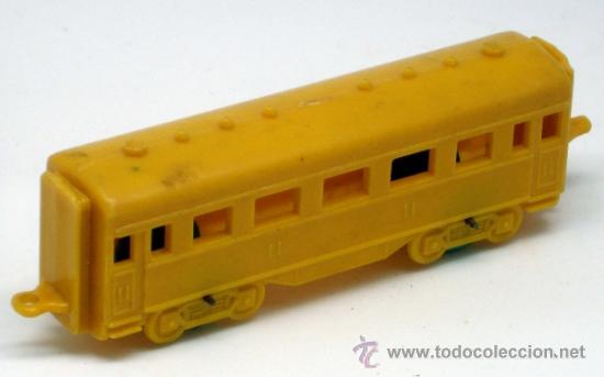 Trenes escala: Vag&oacute;n pl&aacute;stico celuloide a&ntilde;os 50 - Foto 1