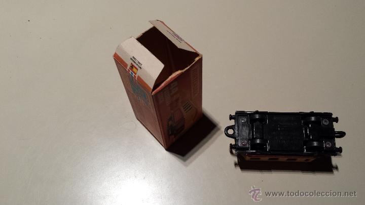 Trenes escala: VAGON MATCHBOX 44 PASSENGER COACH - Foto 5