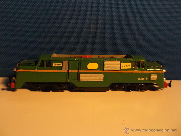 Trenes escala: Locomotora verde. - Foto 1