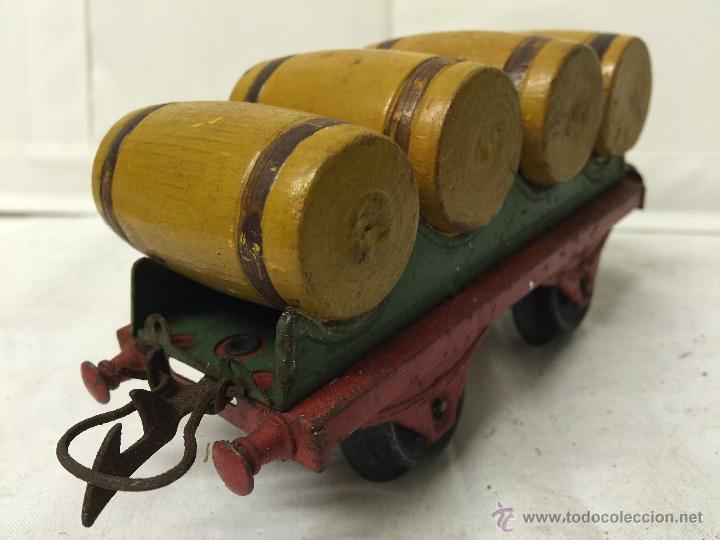 Trenes escala: VAGON DE MERCANCIAS CON BARRILES. - Foto 1
