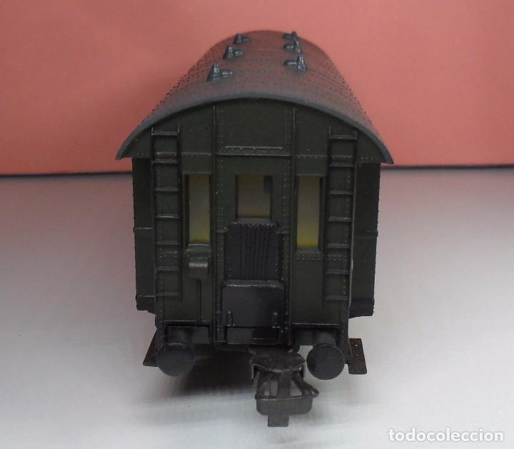 Trenes escala: Vag&oacute;n de pasajeros - Escala H0 - Foto 4