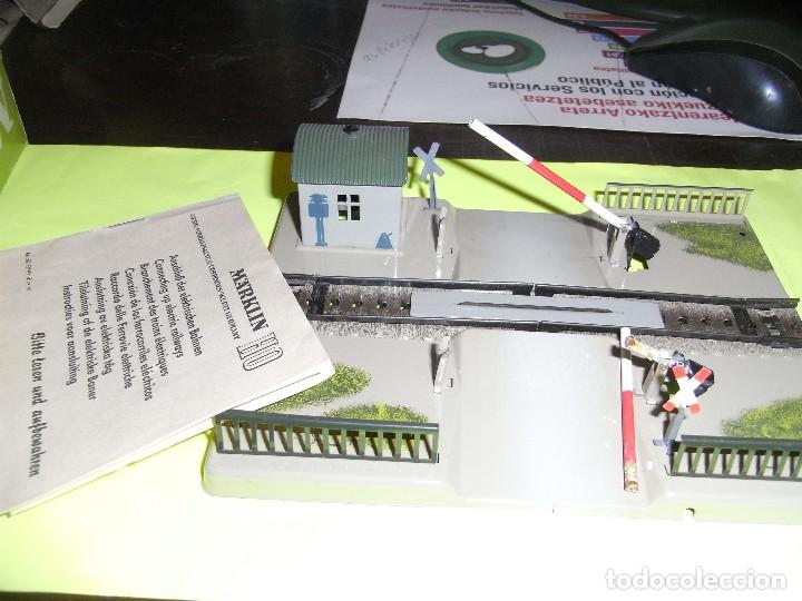 Trenes escala: MARKLIN, Paso a nivel, Passage a niveau a commande mecanique - Foto 4