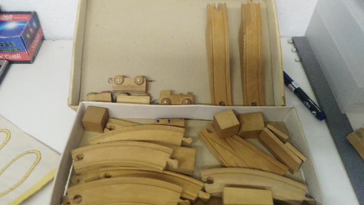 Trenes escala: antiguo tren  de madera - Foto 6