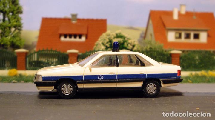 Trenes escala: Audi 200 polic&iacute;a de Rietze - Foto 3