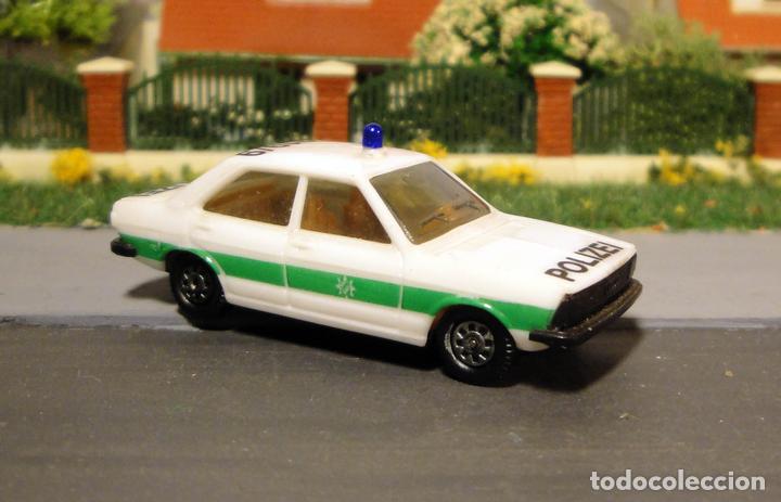 Trenes escala: AUDI 80 GTE polic&iacute;a de herpa - Foto 2