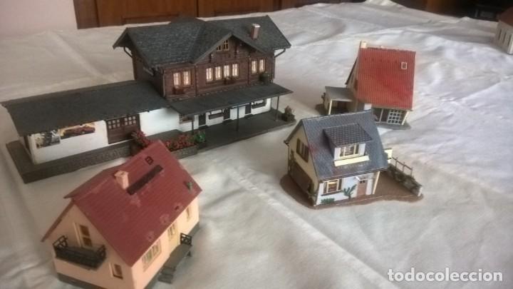 Trenes escala: Lote de edificios para maqueta H0 - Foto 2
