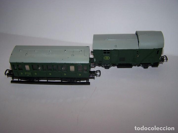 Trenes escala: DOS VAGONES MARCA PIKO EN H0 HO. - Foto 1