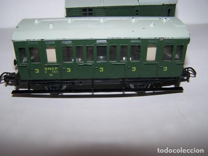 Trenes escala: DOS VAGONES MARCA PIKO EN H0 HO. - Foto 3