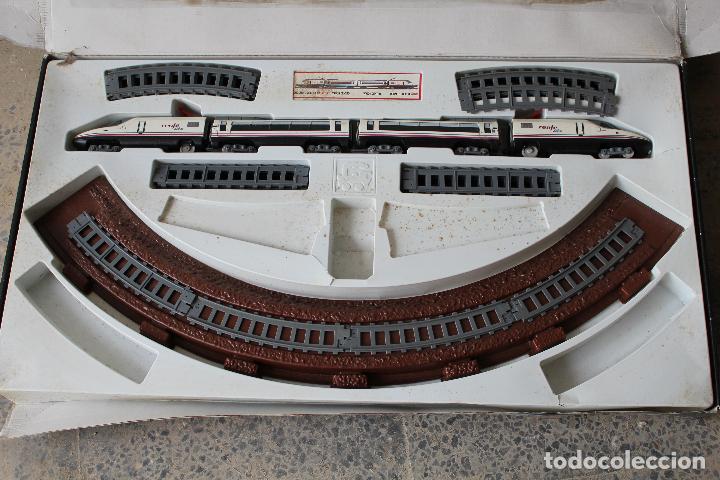 Trenes escala: Tren AVE renfe vintage - Foto 2
