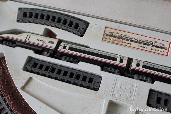 Trenes escala: Tren AVE renfe vintage - Foto 4