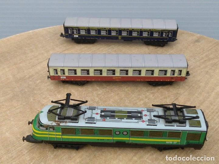 Trenes escala: Locomotora y dos vagones - Foto 6