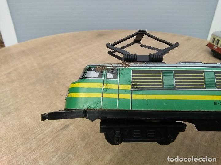 Trenes escala: Locomotora y dos vagones - Foto 12