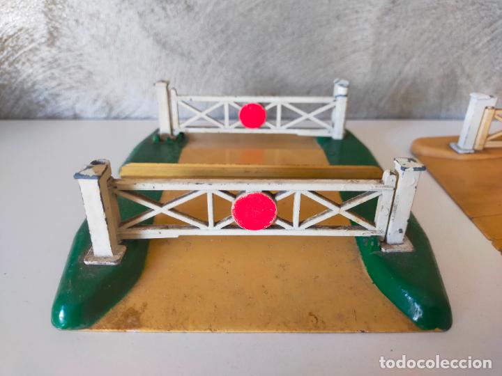 Trenes escala: PASOS A NIVEL HORNBY DUBLO - Foto 2