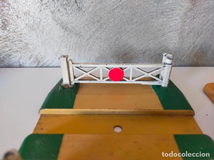 Trenes escala: PASOS A NIVEL HORNBY DUBLO - Foto 3