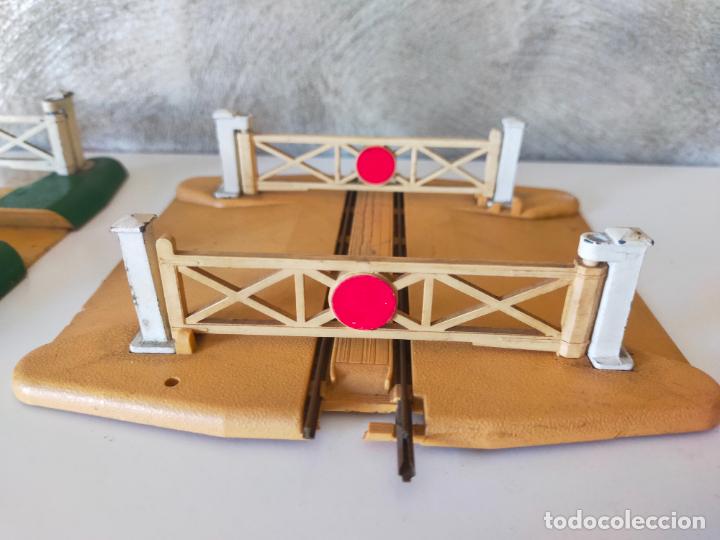 Trenes escala: PASOS A NIVEL HORNBY DUBLO - Foto 4