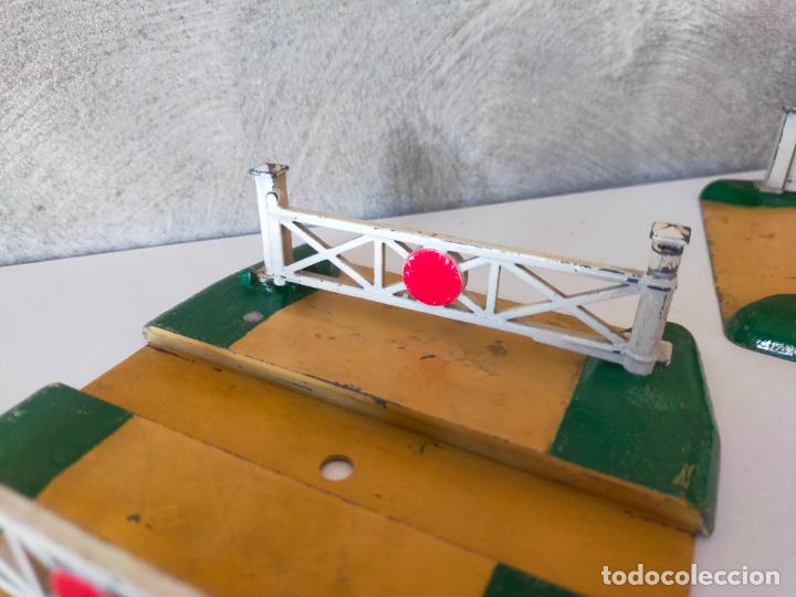 Trenes escala: PASOS A NIVEL HORNBY DUBLO - Foto 3