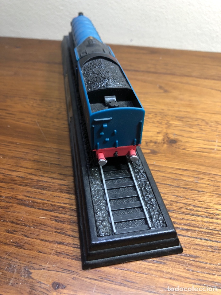 Trenes escala: LOCOMOTORA PAC&Iacute;FICA A4 CLASS - Foto 4