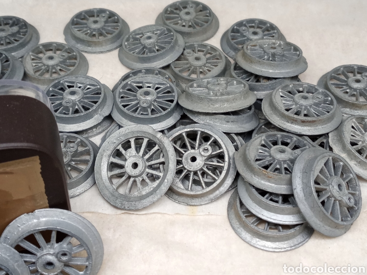 Trenes escala: Lote de 37 ruedas de plomo - Foto 3