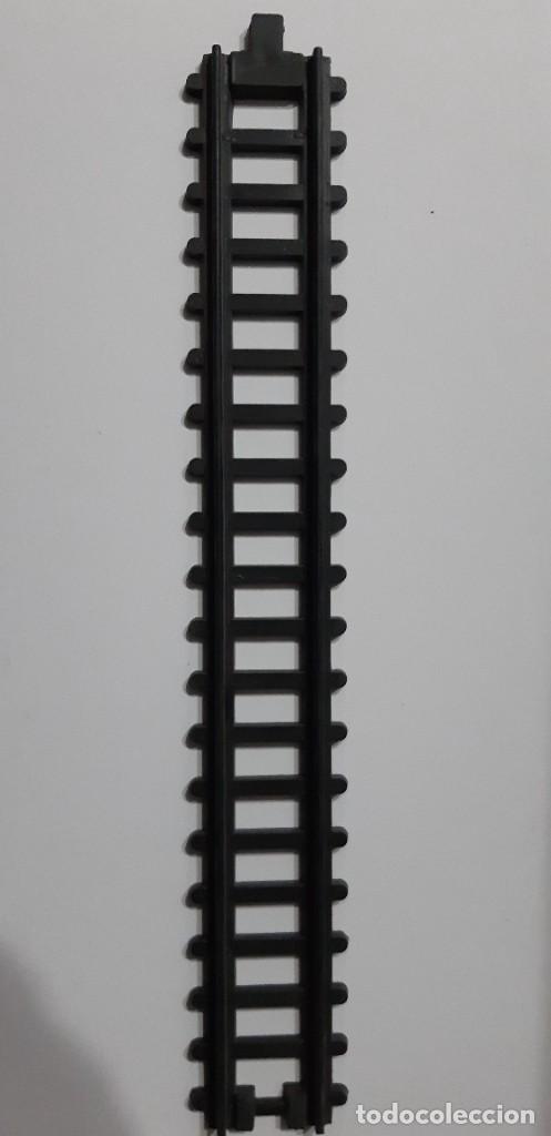Trenes escala: LOTE DE 8 TRAMOS DE VIA EN PLASTICO. SIN MARCA. - Foto 4