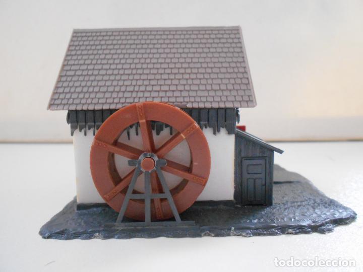 Trenes escala: CASA CON MOLINO ESCALA HO - Foto 1