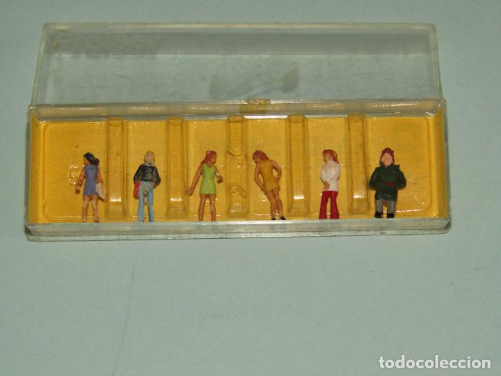 Trenes escala: Caja de 6 Figuras en Escala *H0* de PREISER - Foto 1