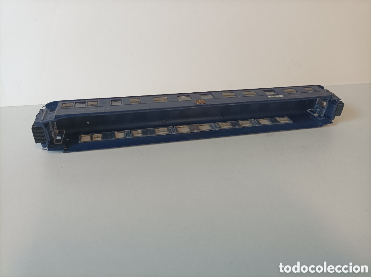 Trenes escala: Vag&oacute;n de pasajeros parte superior - Foto 3