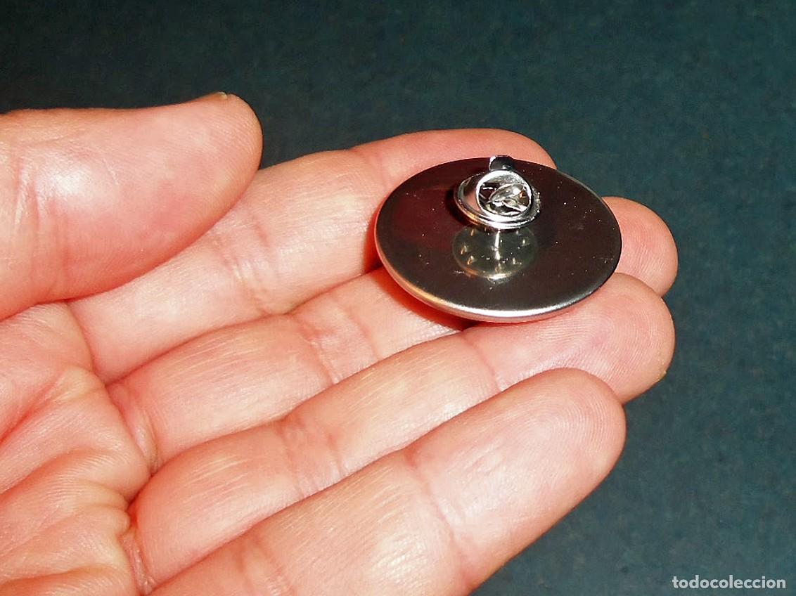 Trenes escala: Pin Logo CERCAN&Iacute;AS RENFE - &iexcl;NUEVO! - Foto 3