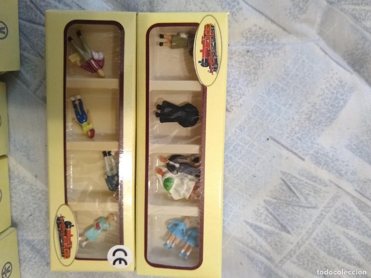 Trenes escala: Figuras, coches y farolas escala HO - Foto 2