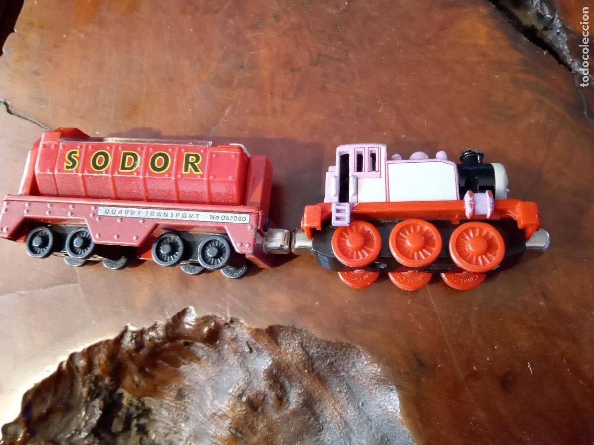 Trenes escala: LOTE DE 5 TRENES THOMAS - Foto 5