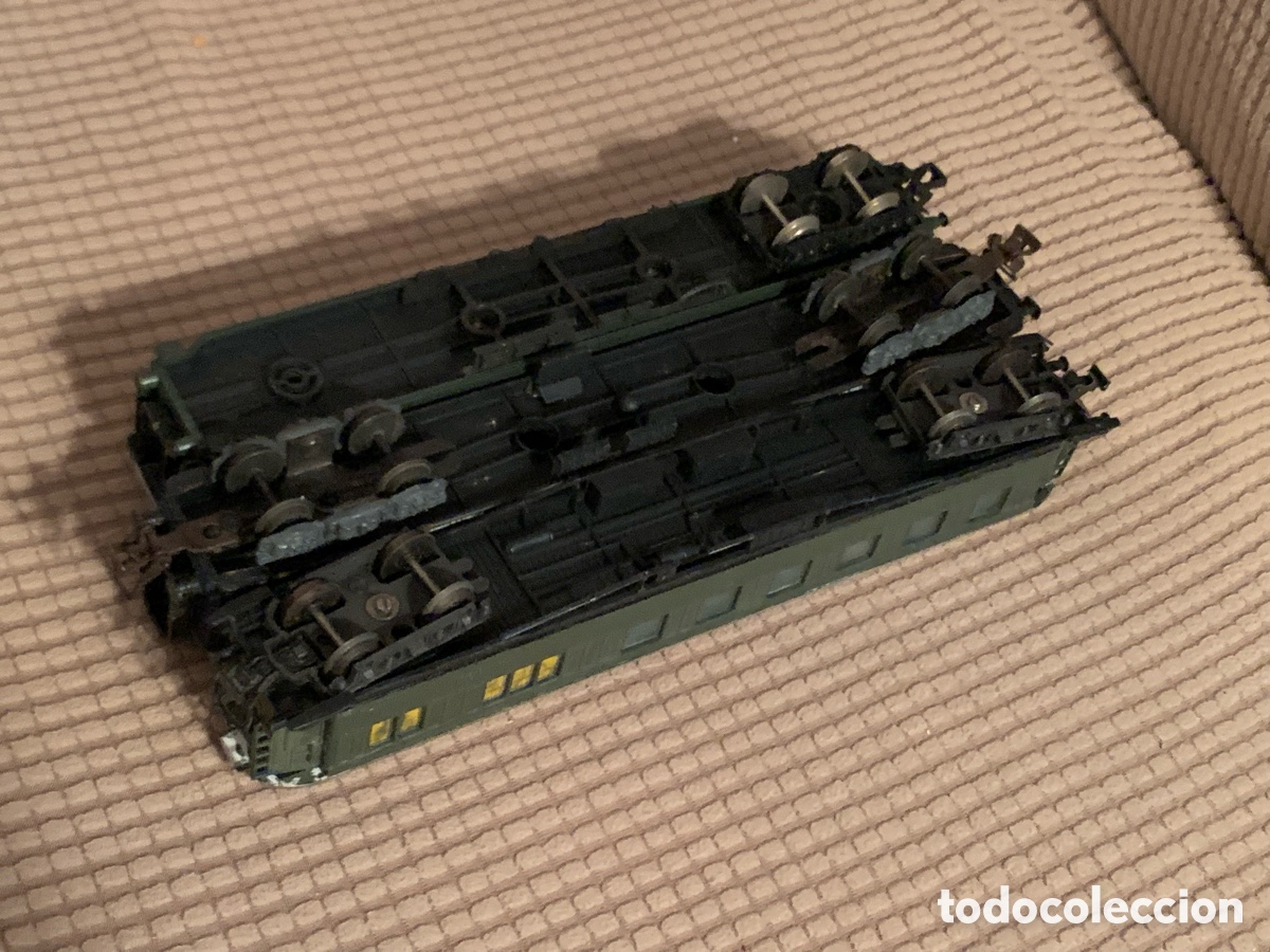 Trenes escala: Lote 3 vagones H0 de pasajeros y carga - Foto 9