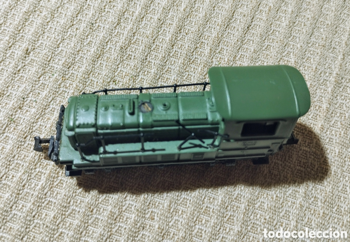 Trenes escala: LOCOMOTORA EN SU CAJA - Foto 3