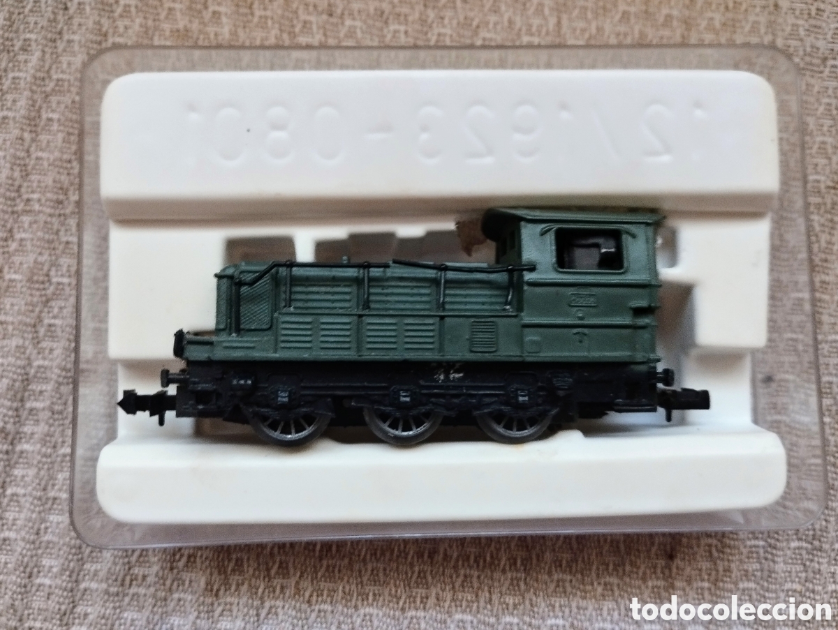Trenes escala: LOCOMOTORA EN SU CAJA - Foto 1