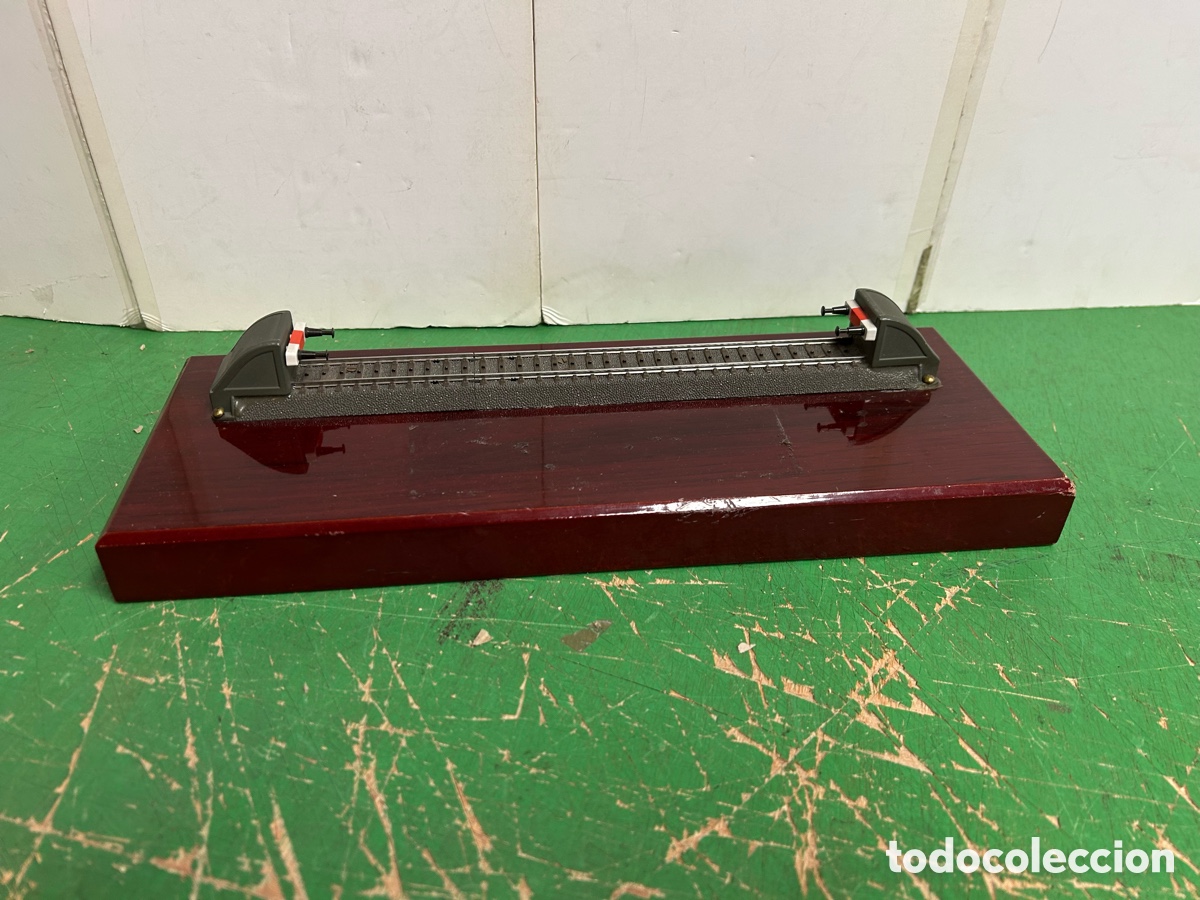 Trenes escala: EXPOSITOS M&Aacute;QUINA HO DE MADERA - Foto 1