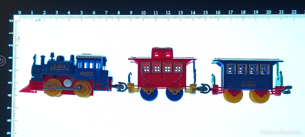 Trenes escala: Tren de pl&aacute;stico a cuerda, con complementos: Veh&iacute;culos, personal, obras... - Foto 20