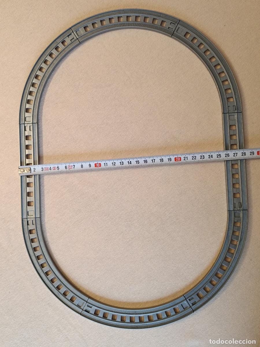 Trenes escala: Tren de pl&aacute;stico a cuerda, con complementos: Veh&iacute;culos, personal, obras... - Foto 23