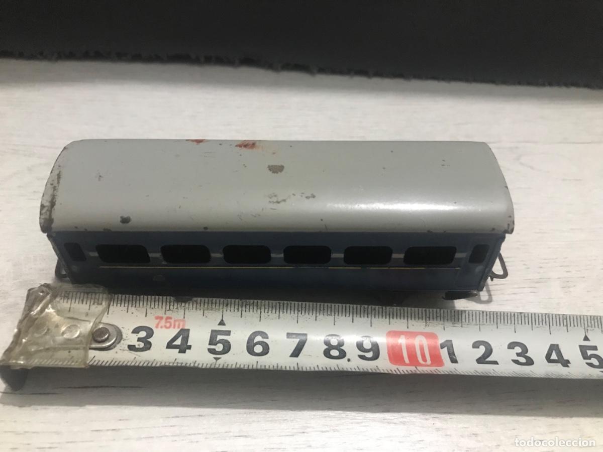 Trenes escala: Vag&oacute;n de chapa con falta - Foto 7