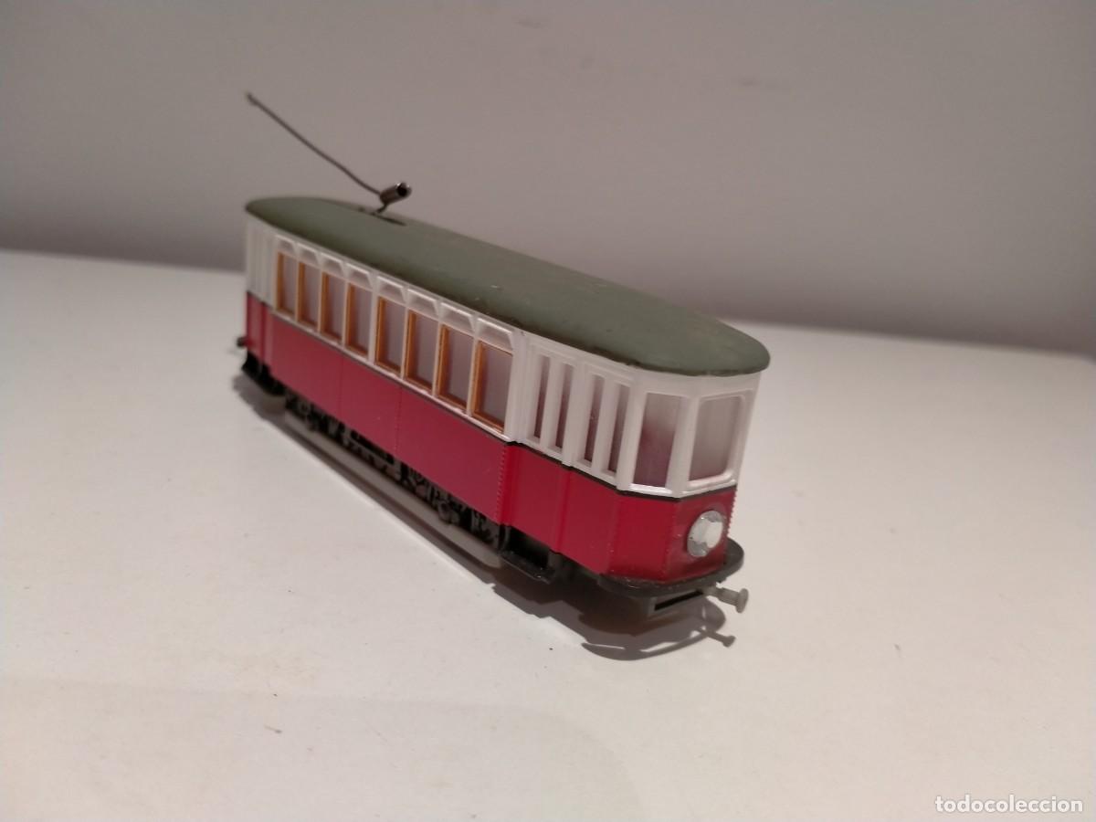 Trenes escala: Tranv&iacute;a de pl&aacute;stico r&iacute;gido escala H0 - Foto 1