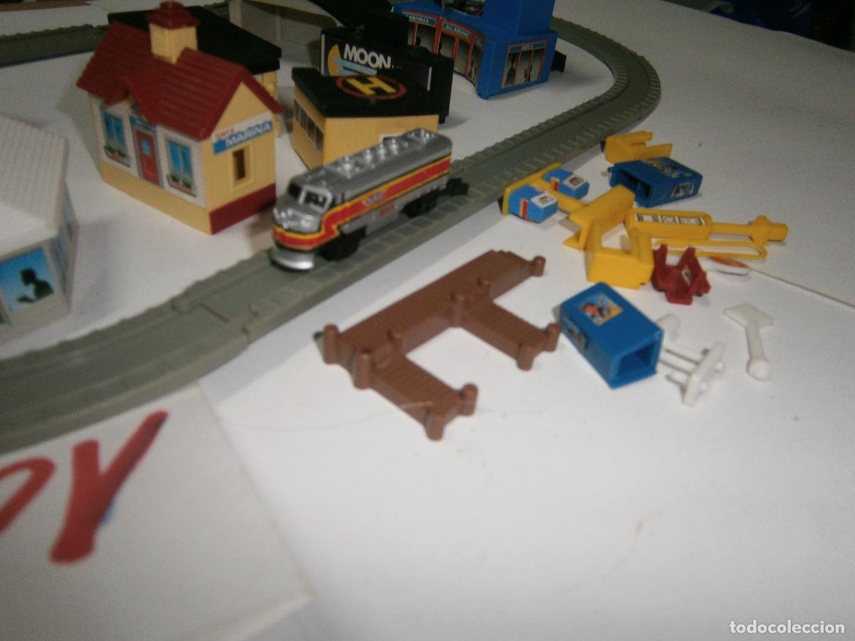 Trenes escala: GRAN LOTE COMPLEMENTOS PARA DIORAMA CON EDIFICACIONES Y VARIOS - Foto 6