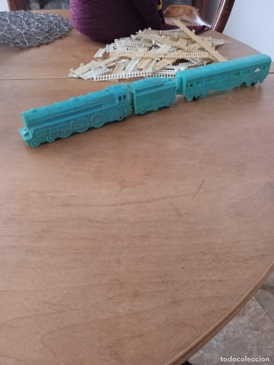 Trenes escala: Tren con suelo de pl&aacute;stico HO - Foto 1