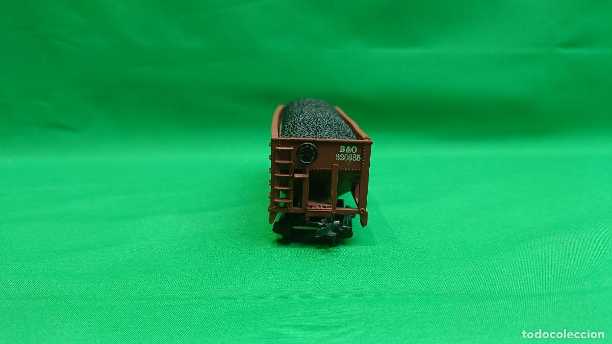 Trenes escala: Vag&oacute;n de carga con tolva de carb&oacute;n B & O 320 835 E - Foto 3