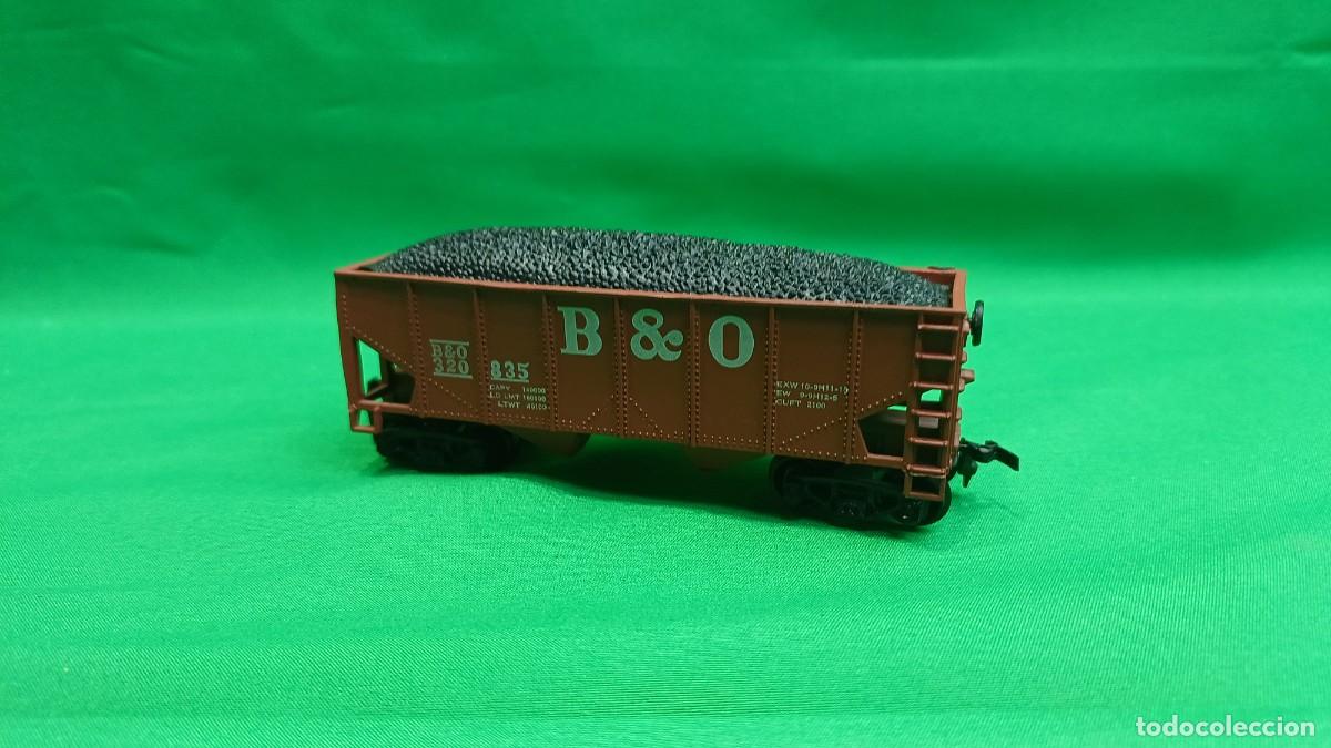 Trenes escala: Vag&oacute;n de carga con tolva de carb&oacute;n B & O 320 835 E - Foto 4